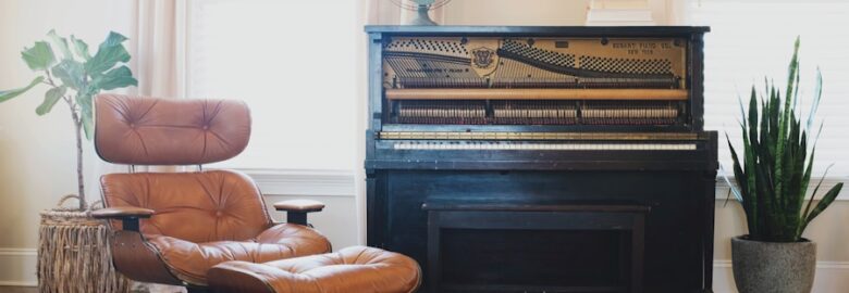 Kings & Queens Antique & Decorative Furniture: Shop In Wonderboom, Pretoria, South Africa